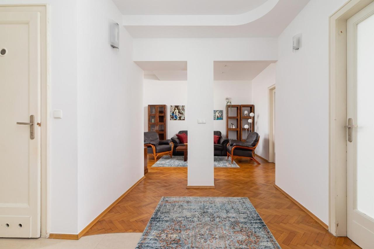 Slowacki Avenue Family Apartments Cracow By Noclegi Renters Краков Экстерьер фото