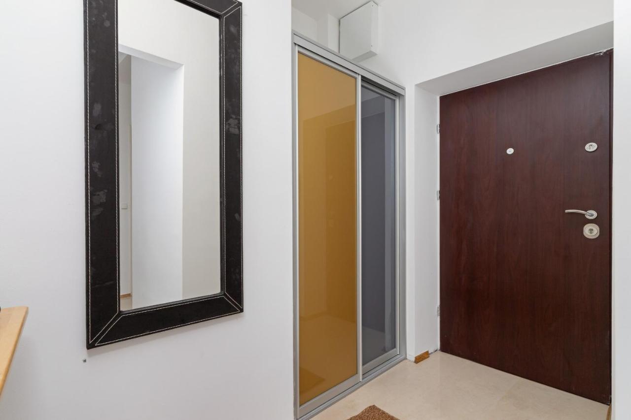 Slowacki Avenue Family Apartments Cracow By Noclegi Renters Краков Экстерьер фото