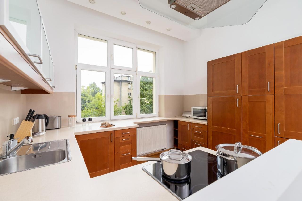 Slowacki Avenue Family Apartments Cracow By Noclegi Renters Краков Экстерьер фото
