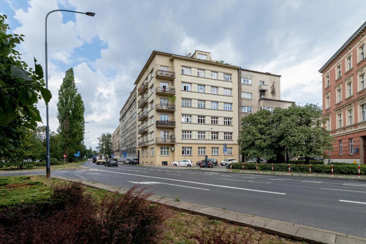 Slowacki Avenue Family Apartments Cracow By Noclegi Renters Краков Экстерьер фото