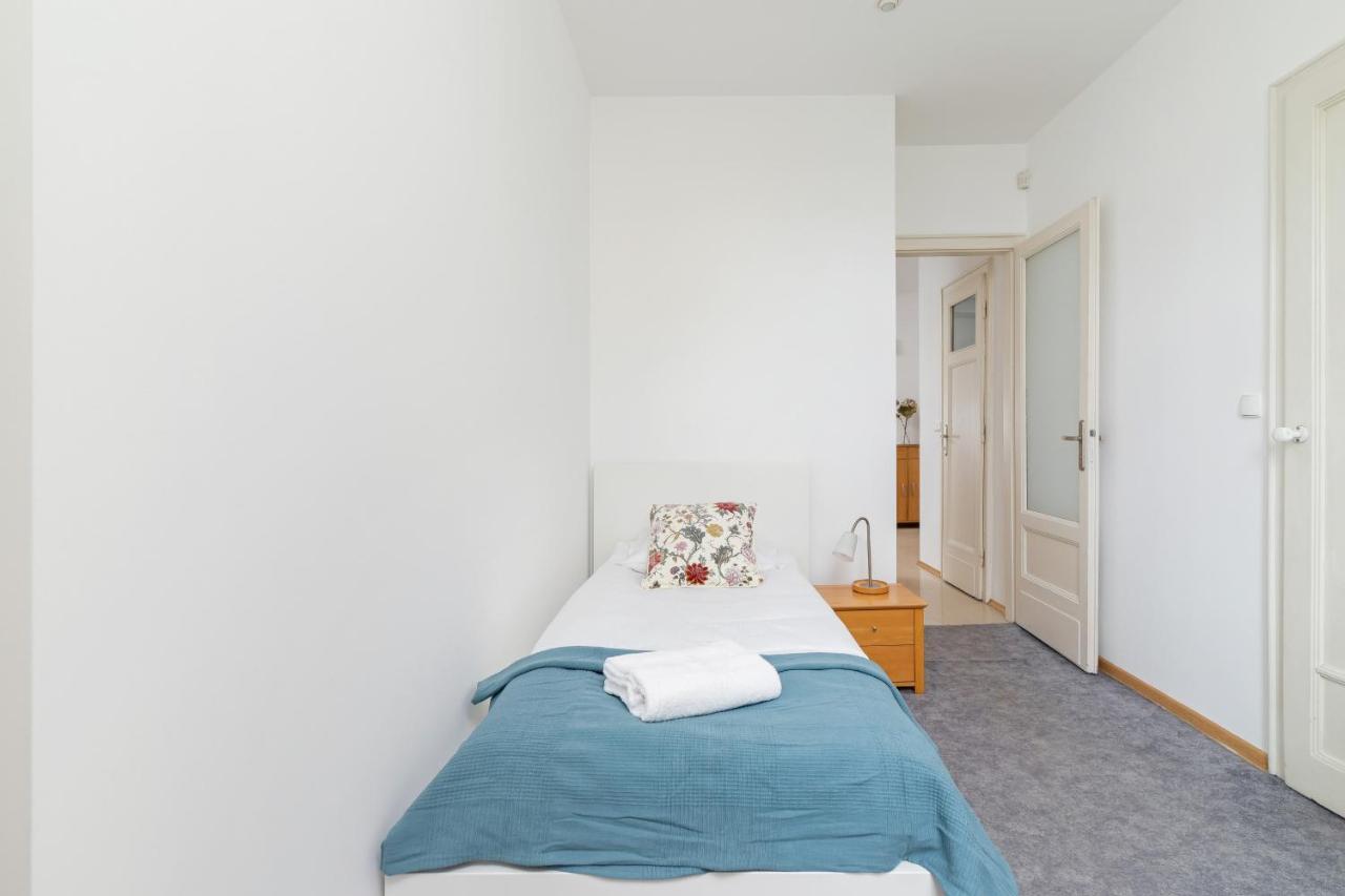 Slowacki Avenue Family Apartments Cracow By Noclegi Renters Краков Экстерьер фото