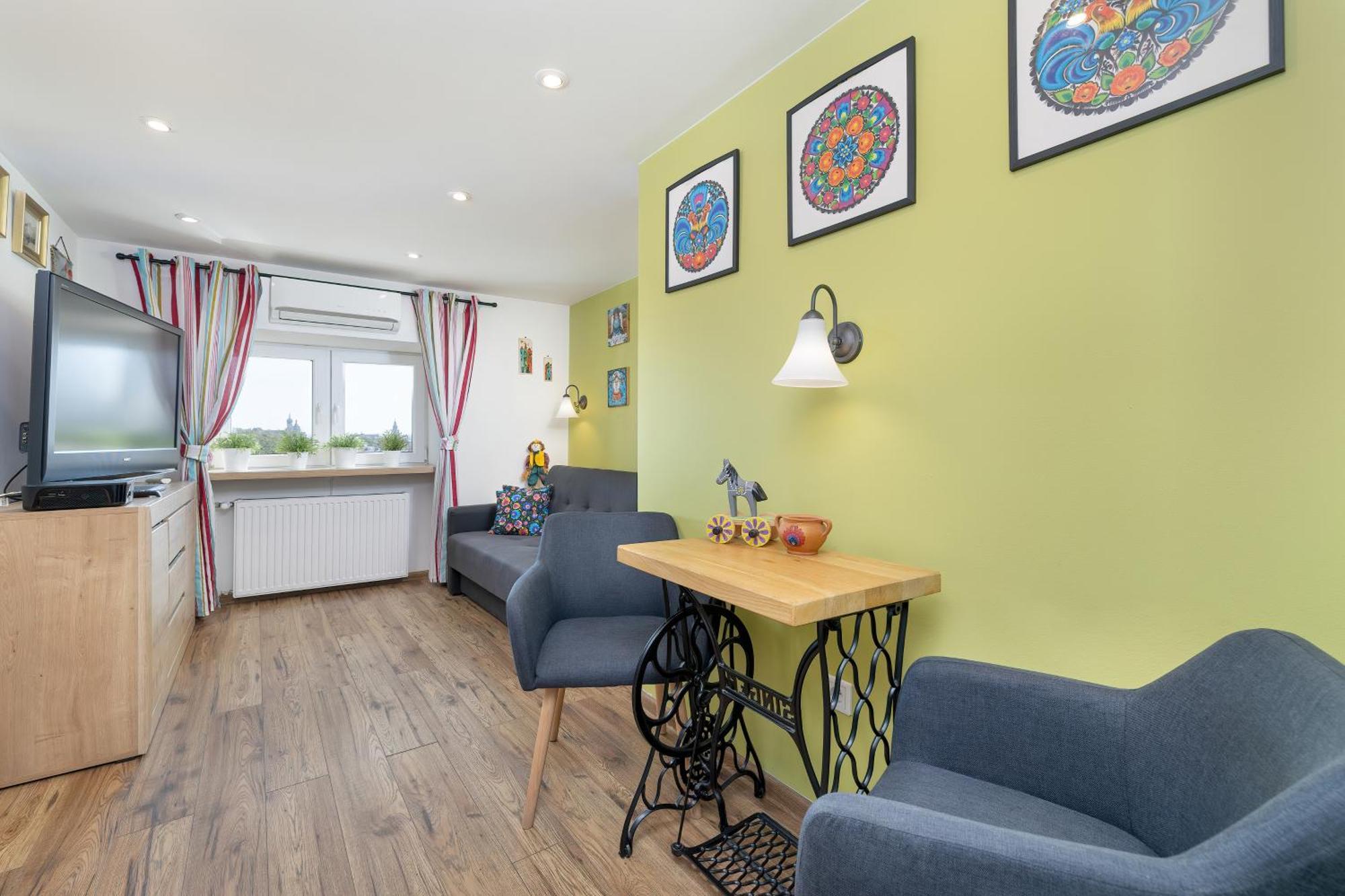 Slowacki Avenue Family Apartments Cracow By Noclegi Renters Краков Экстерьер фото