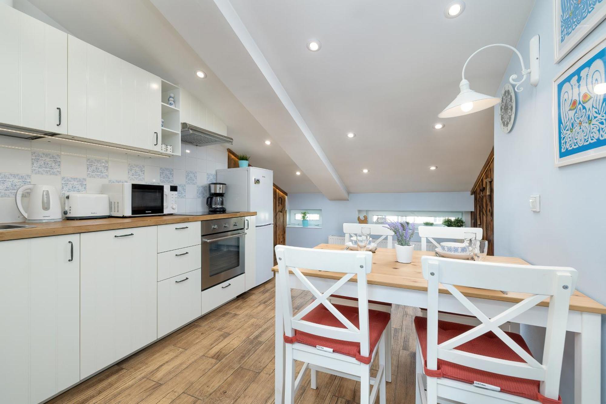 Slowacki Avenue Family Apartments Cracow By Noclegi Renters Краков Экстерьер фото